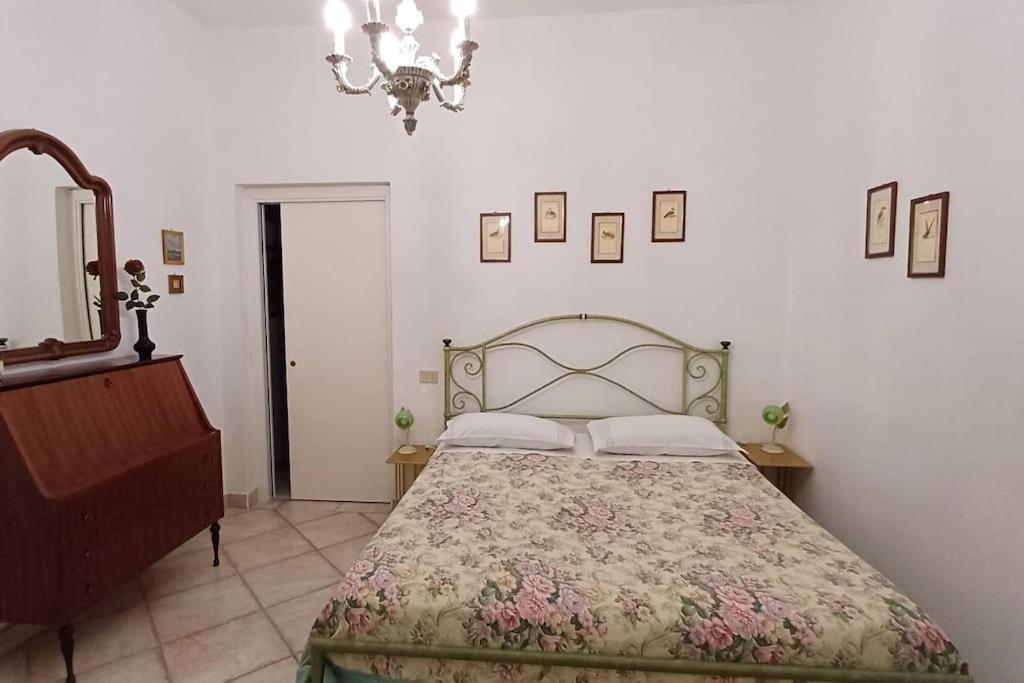Casa Vacanze Luisa Lazzeretto Exteriör bild